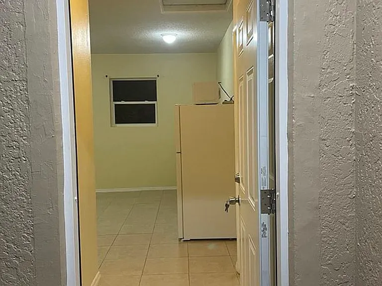 13016 San Antonio Woods Ln — Photo 3