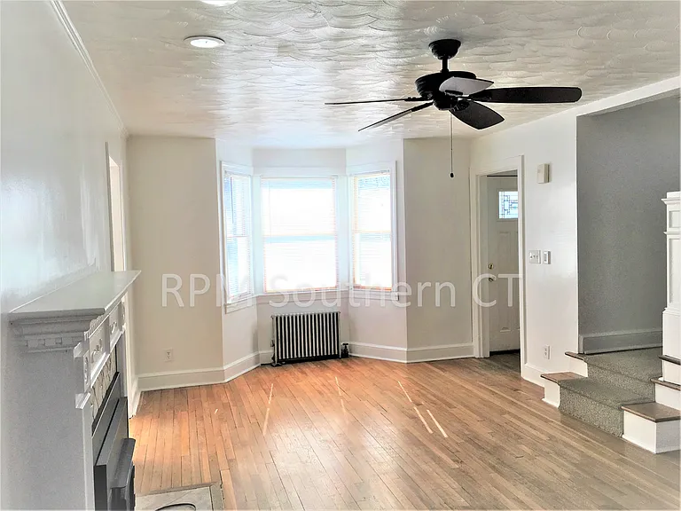 330 Fort Hale Rd — Photo 4