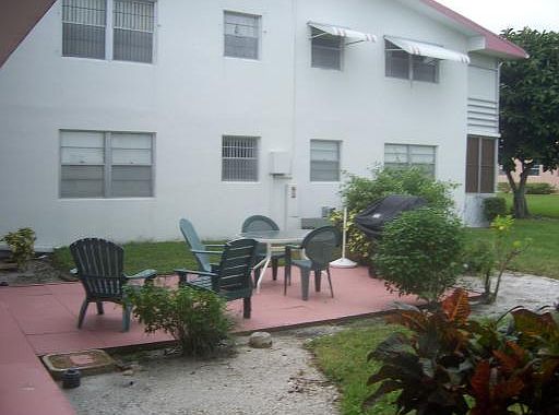5th image of 147 Camden Dr
