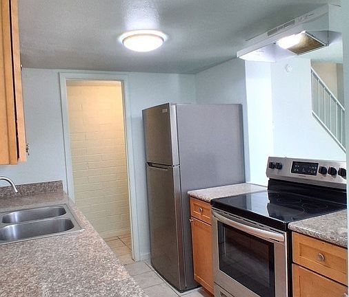 5th image of 4037 S 44th Way