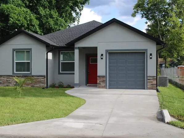 2451 W 18th St, Sanford, FL 32771