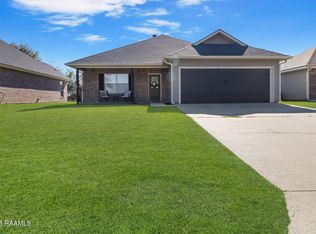 118 Ocho Rios Ln, Scott, LA 70583