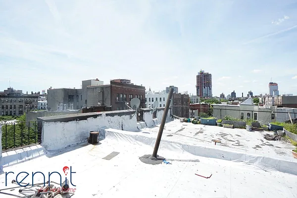 Rented by Rennit Inc. | media 22