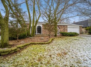 2285 Arbeleda Ln, Northbrook, IL