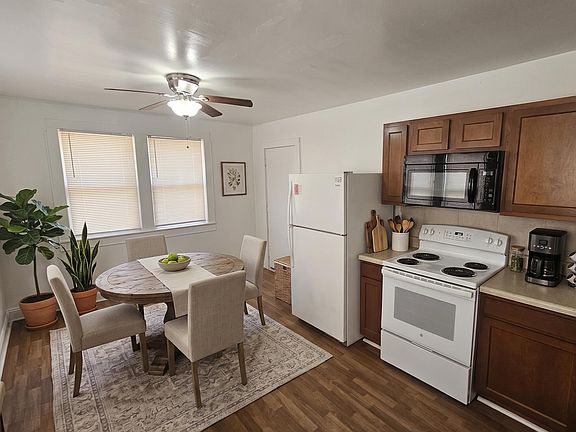 2nd image of 1025 POWHATTAN Street