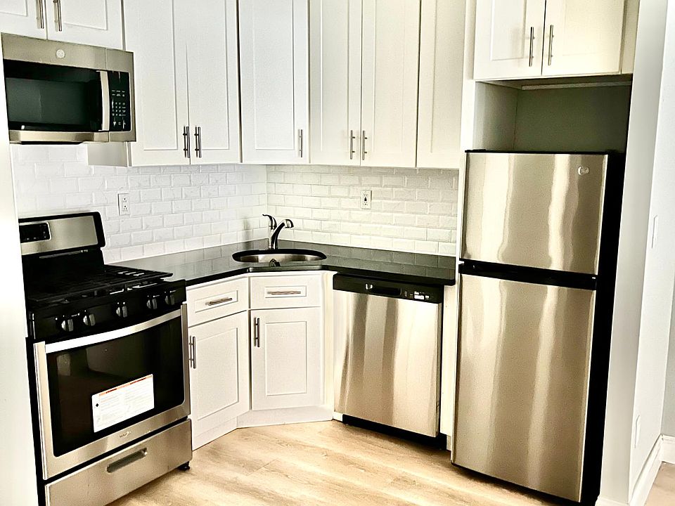 1st image of 14016 34th Ave APT 301