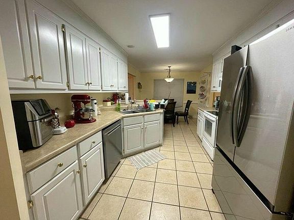 4th image of 4041 Rosedale Pl #1