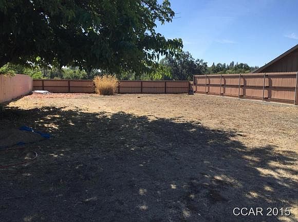 2nd image of 221 Cottage Cir
