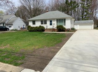 25112 Gessner Rd, North Olmsted, OH 44070