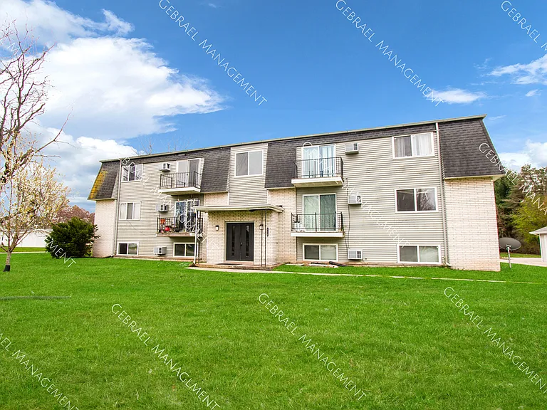 4430 E Mount Morris Rd — Photo 12