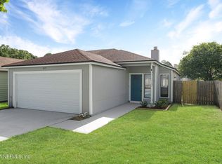 877 Candleknoll Ln, Jacksonville, FL 32225