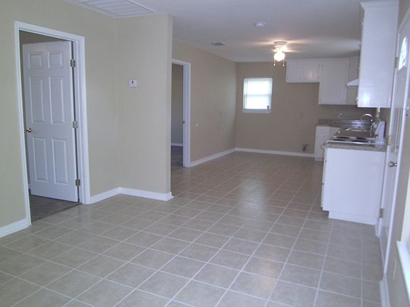 5th image of 5002 Carroll Ln