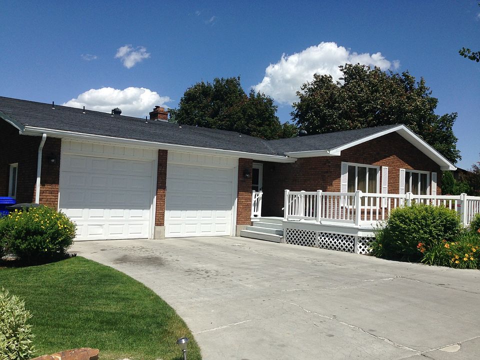 1st image of 445 Morgan Dr