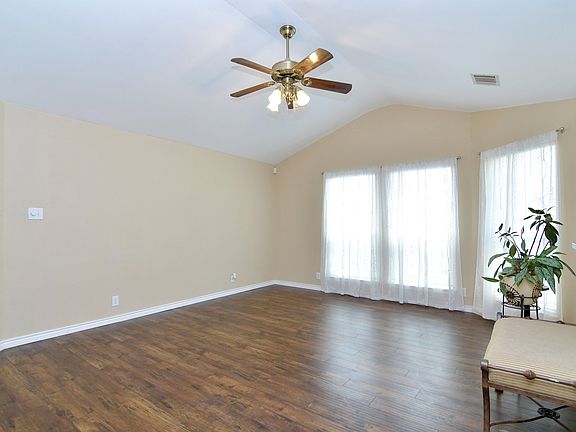 5th image of 13838 Chevy Oak