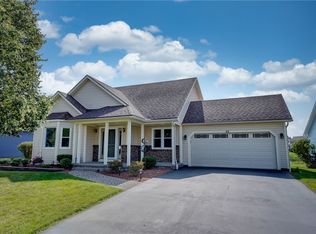 25 Cornwall Xing, Rochester, NY 14624