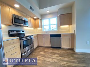 Beautiful, top floor apartment located in the heart of Seabright, close to local beaches and Down..., Santa Cruz, CA 95062