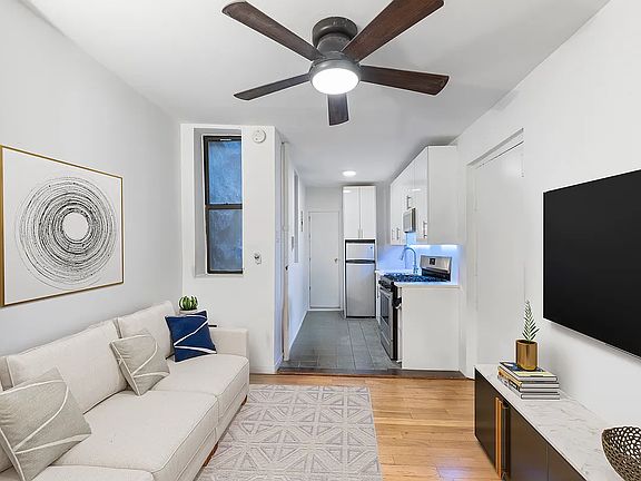 3rd image of 246 E 90th St APT 3-C