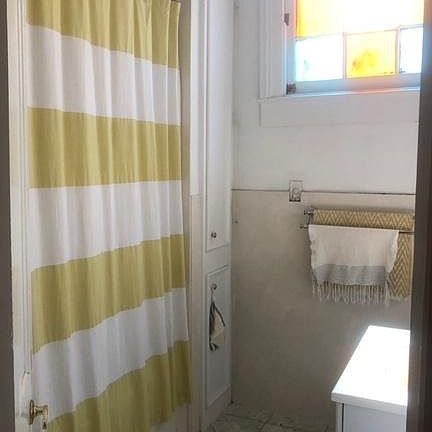 5th image of 5210 Chestnut St