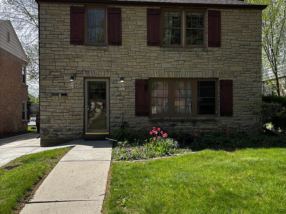 1st image of 8603 W Hawthorne Ave #2