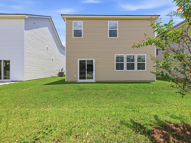 605 Southwind Way — Photo 35