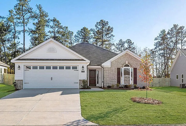 7320 Paisley Cir — Photo 1
