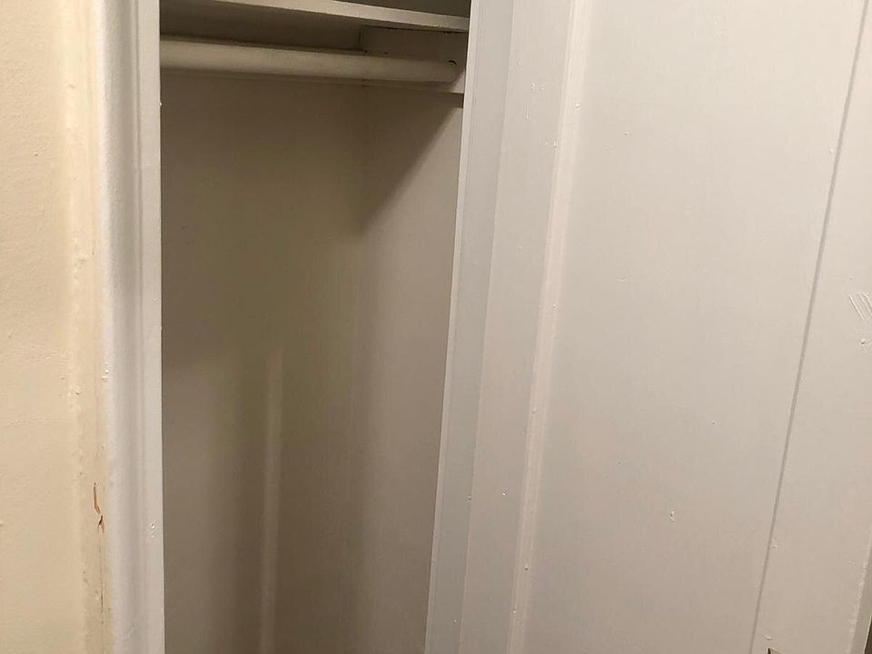 2nd image of 4237 Union St