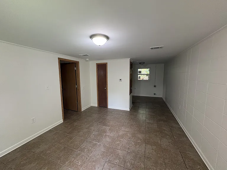 521 Elizabeth Ave #B — Photo 5
