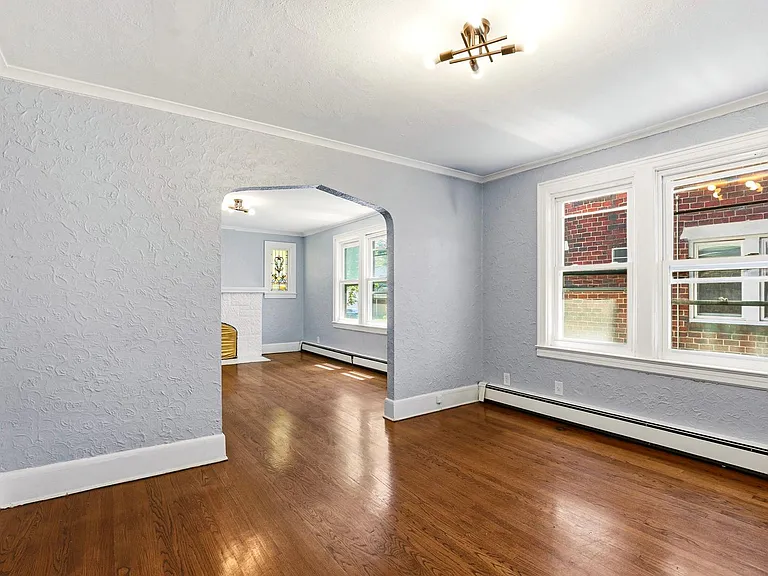 712 Sheridan Ave — Photo 13