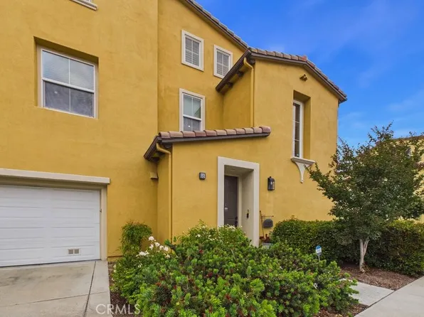 27034 Fairway Ln, Valencia, CA 91381