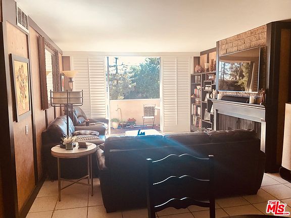 4th image of 421 S La Fayette Park Pl APT 303