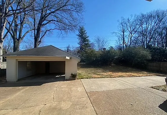 Betty Jo Ln — Photo 12