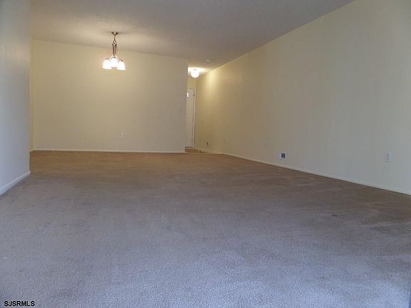 2nd image of 108 Liberty Ct #2006