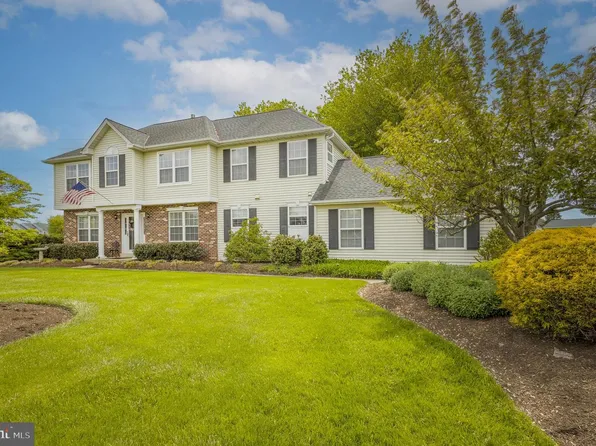 723 Gregory Dr, Horsham, PA 19044