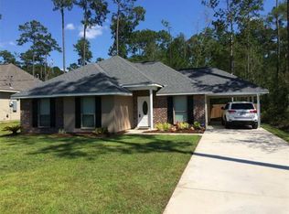 20340 Helenbirg Rd, Covington, LA 70433