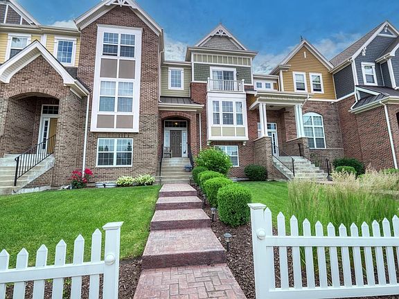 2nd image of 4107 Royal Mews Cir
