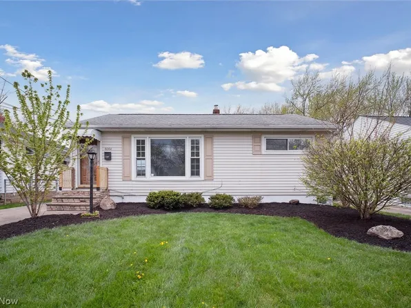 6064 Morrow Dr, Brookpark, OH 44142