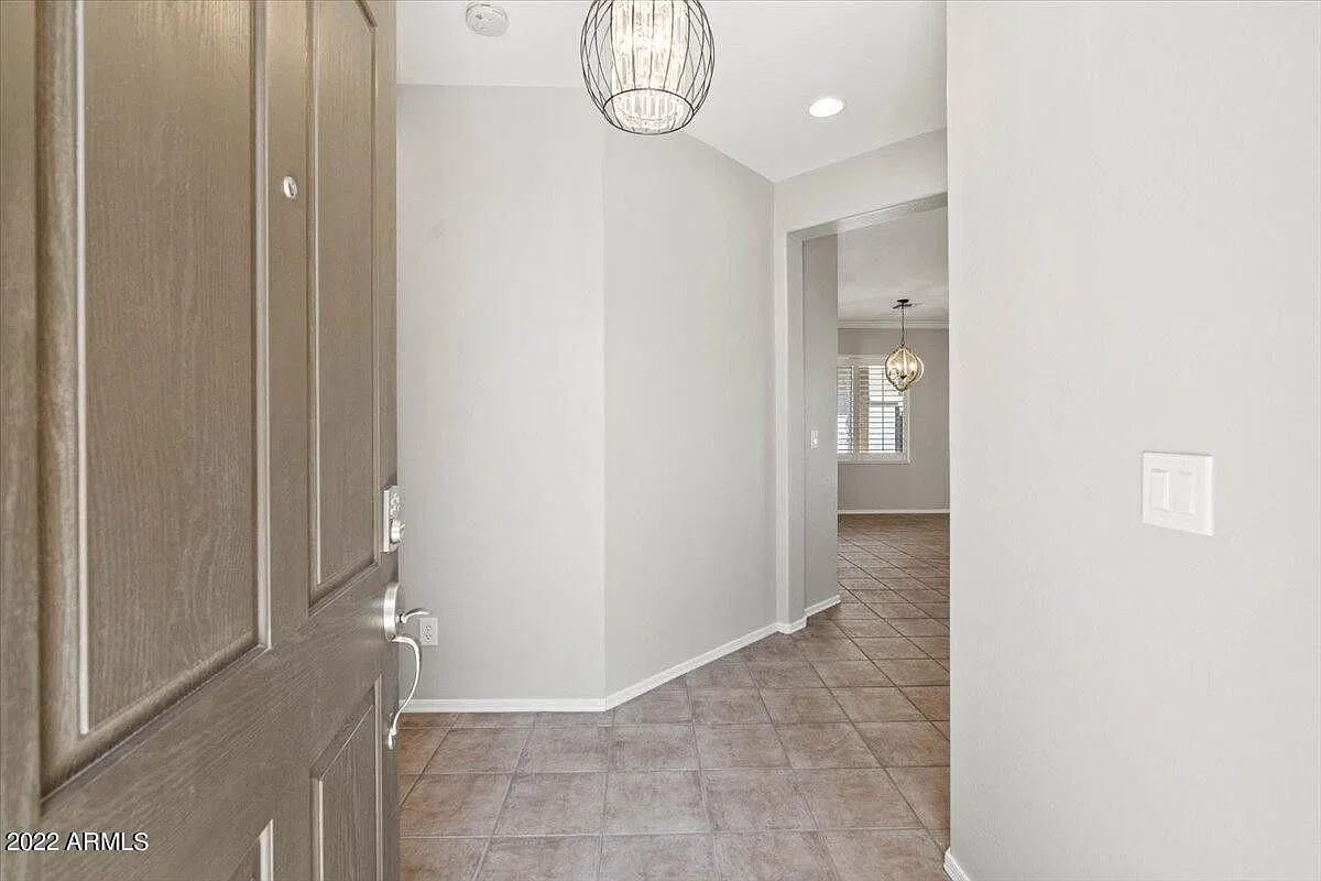 3 bed, 1454 sqft, $2,800 — Photo 3