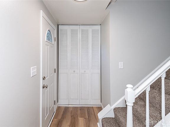 4th image of 310 Village Square Dr