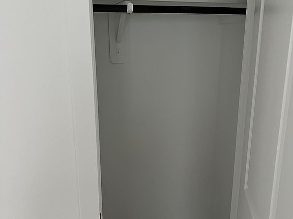 3rd image of 18250 Via Aurelia Dr