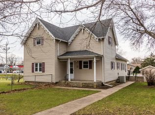 127 2nd Ave SE, Mazeppa, MN 55956