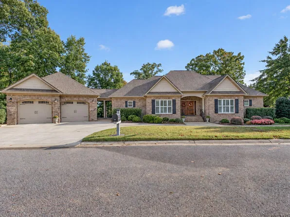 156 Quiet Oak Ct, Aiken, SC 29803