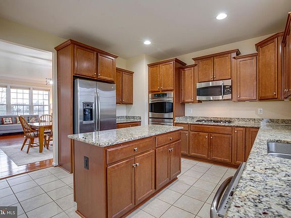 3rd image of 7536 San Diego Ct