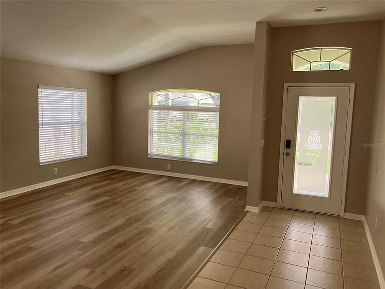 15848 Leatherleaf Ln — Photo 6