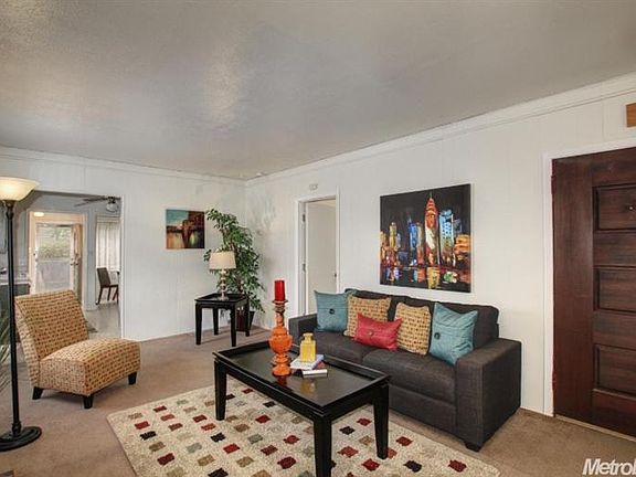 3rd image of 3272 B St