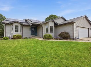 1802 Silver Hill Dr, Urbana, IL 61802