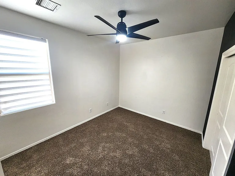 4942 Sherwood Rd — Photo 23