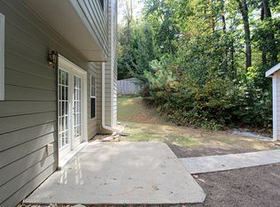 160 Enclave Ct, Roswell, GA 30076