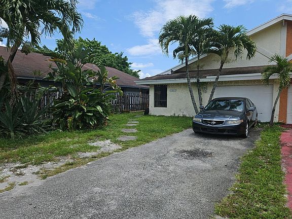3rd image of 1313 SW 75th Ave