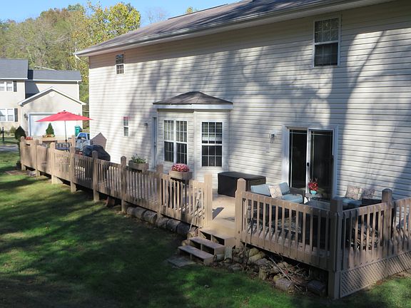 Rear Exterior - Back Deck
