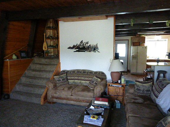 2nd image of 3412 Swan Ave